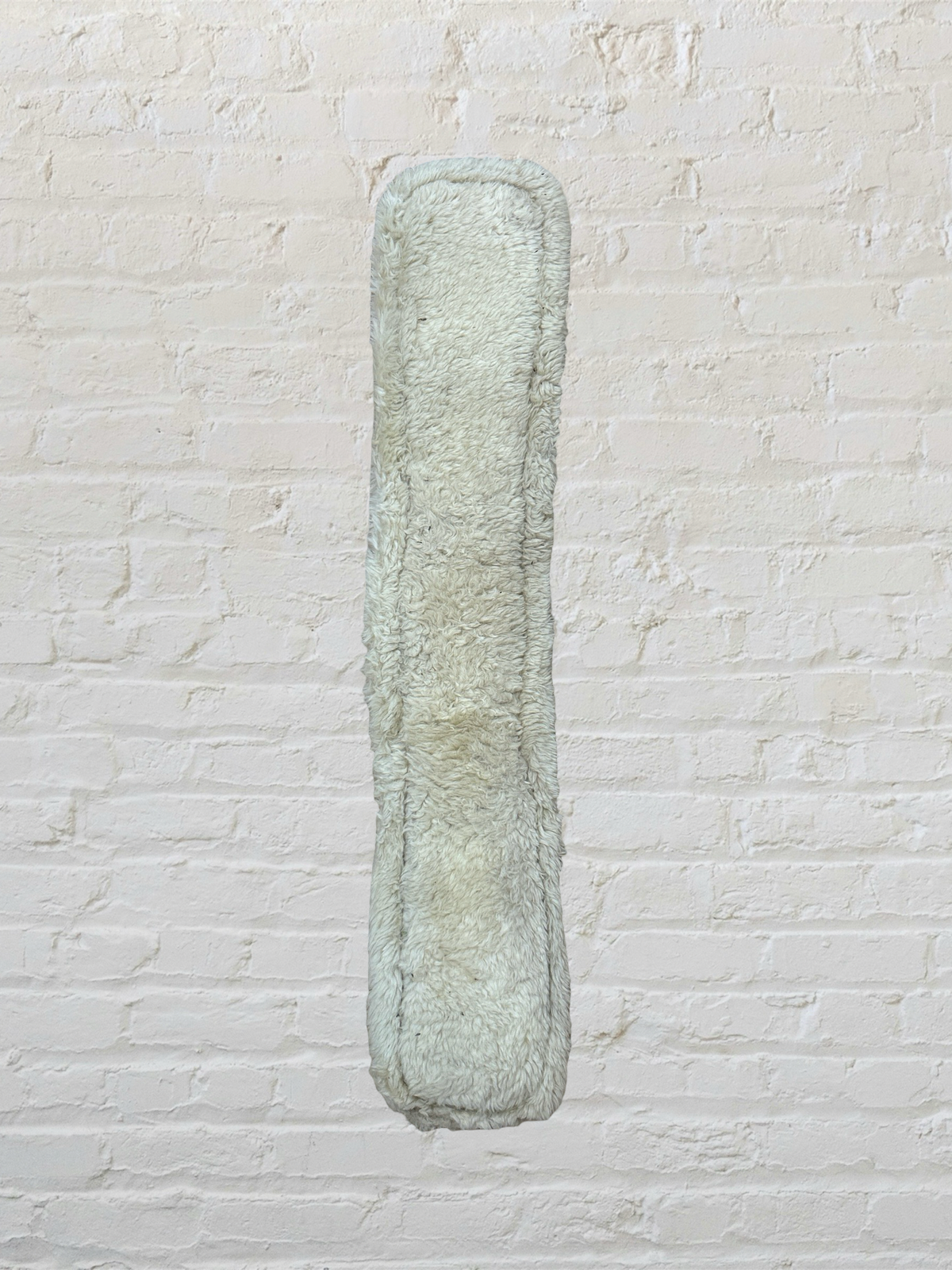 Dressage Girth with Removable Sheepskin - 24"
