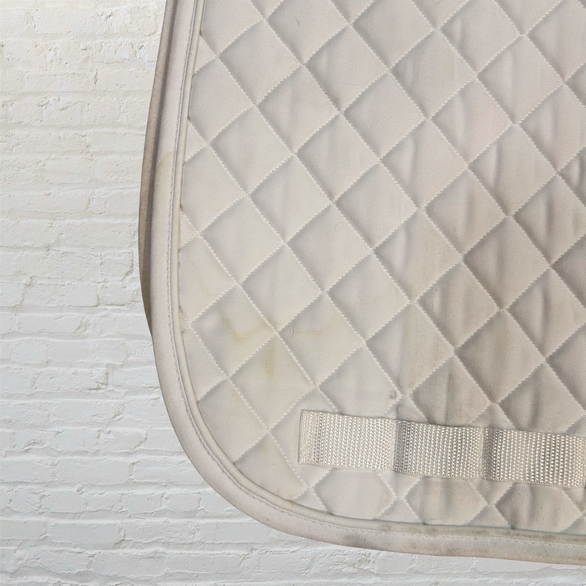 Olgilvy Saddle Pad - White