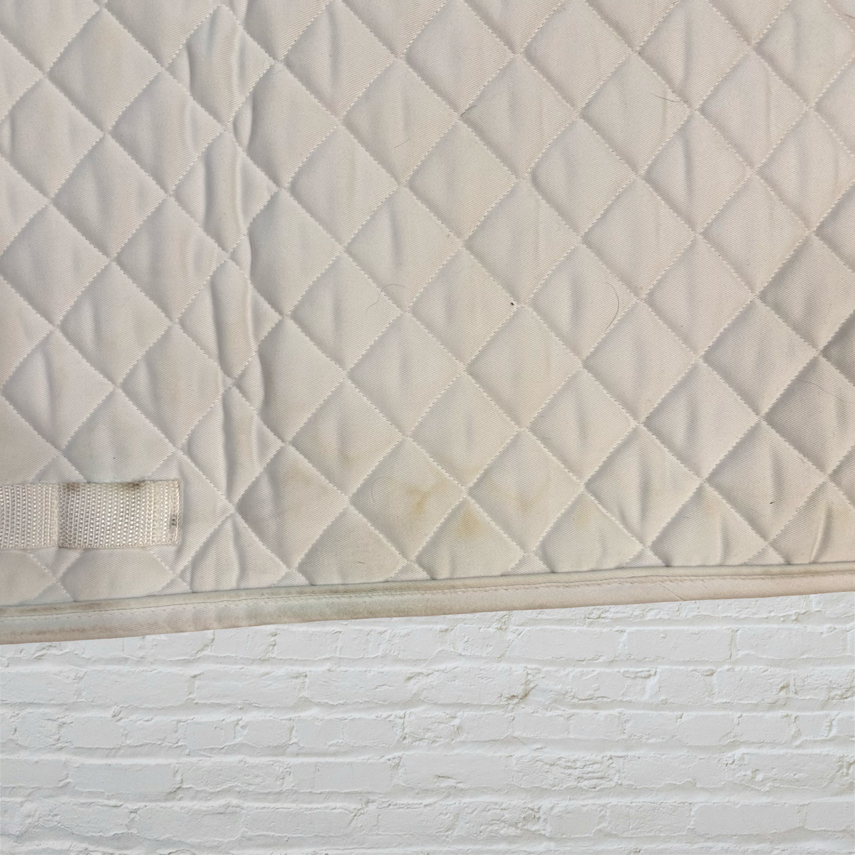 Olgilvy Saddle Pad - White